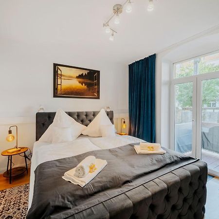 Blissplace 3 Zi Premium Apartment Nahe Getec Arena Mit Kingsize Betten Und Balkon Magdeburg Kültér fotó