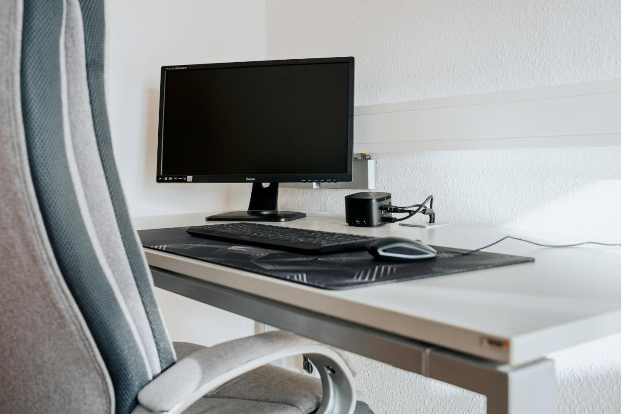 Blissplace 3 Zi Premium Apartment Nahe Getec Arena Mit Kingsize Betten Und Balkon Magdeburg Kültér fotó
